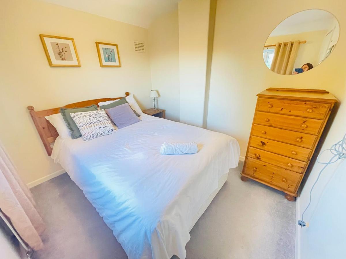 St Ives, King Bed Cosy Home, Parking, Fast Wi Fi St Ives  Exterior photo